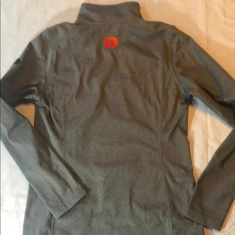 NWOT The North Face Oregon OSU  Beavers top 1/4 zip Small grey